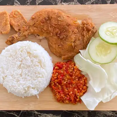 Ayam Geprek Sambal Cobek