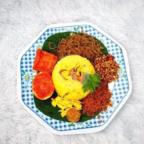 Gambar Makanan Nasi Kuning Mak Na, Jl Sriti No 7 Batu 3