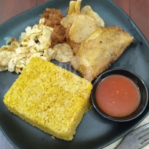 Gambar Makanan Nasi Kuning Dapoer Mak Lie, Pandega Marta 15