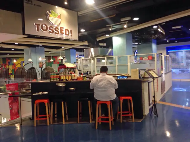 Tossed! Food Photo 11