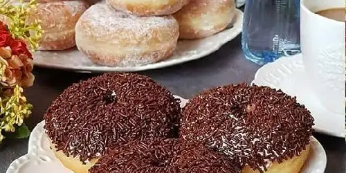 Donat Mirah, Mirah Raya