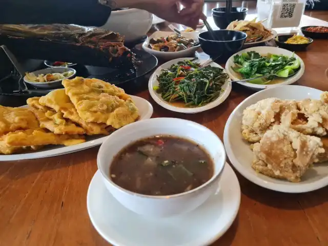 Gambar Makanan Restoran Ikan Bakar "KARIMATA" Taman Anggrek TMII 9