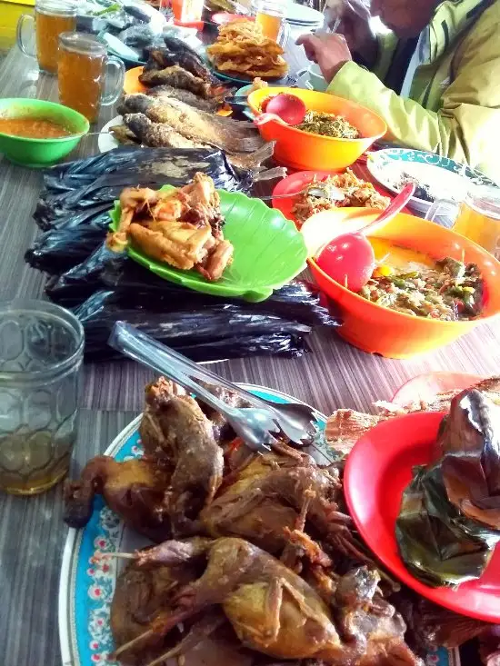 Gambar Makanan Rumah Makan Simpang Rawi 9