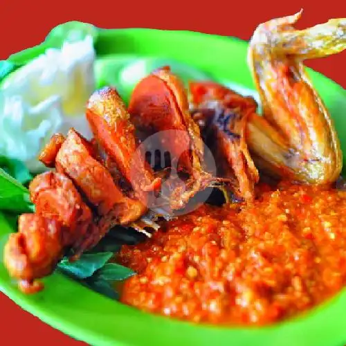 Gambar Makanan Pecel Lele Laris Jaya, Pondok Jati Raya 15