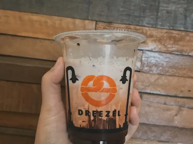 Gambar Makanan Dreezel Coffee 16