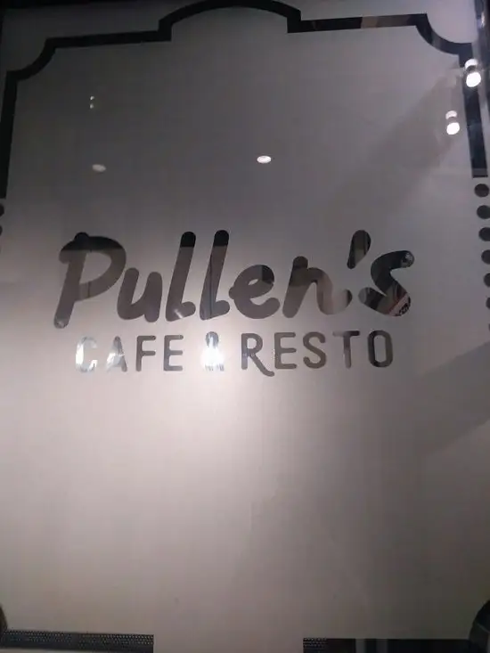 Gambar Makanan Pullens Cafe & Resto 8