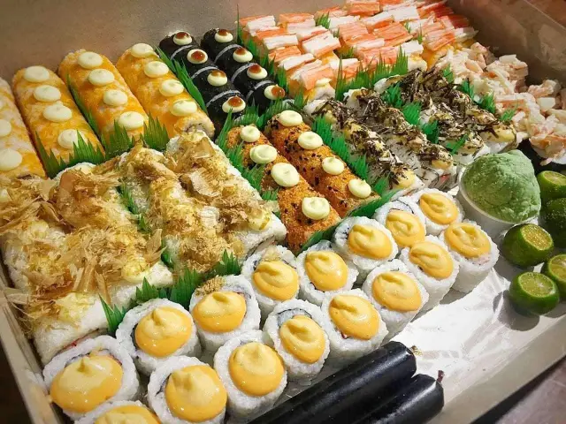 Kanzen Sushi Roll Food Photo 7