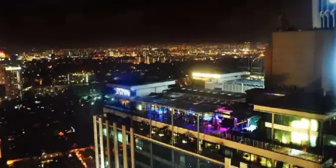 View Rooftop Bar - G Tower