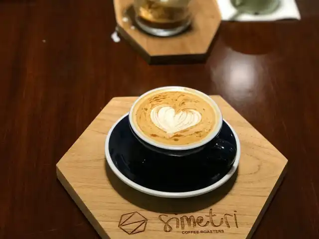 Gambar Makanan Simetri Coffee Roaster 9