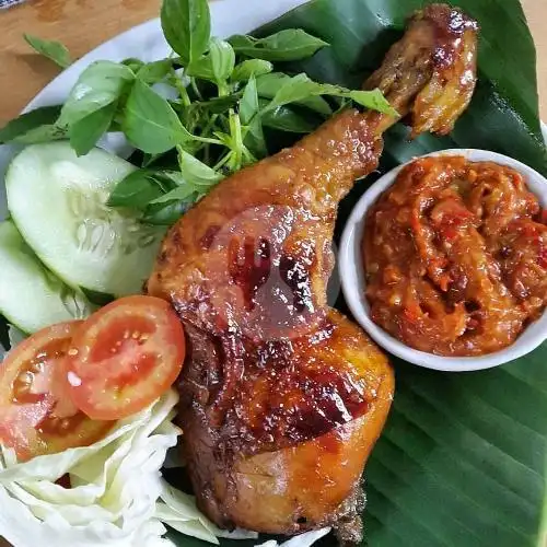 Gambar Makanan Laris Manis. Ikan, Ayam, Goreng/Bakar. Kampung Baru ( samping masjid nur sholiha 18