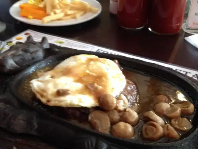 Gambar Makanan Gandy Steak House 11
