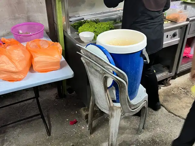 Nasi Ayam Penyet Mak Lampir Food Photo 2