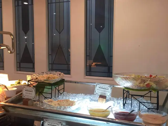 Quezon Filipino + Spanish Buffet Restaurant Food Photo 10
