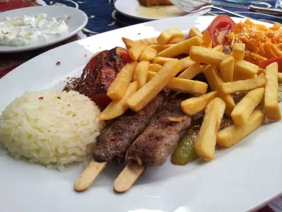 Erhan Restaurant'nin yemek ve ambiyans fotoğrafları 61