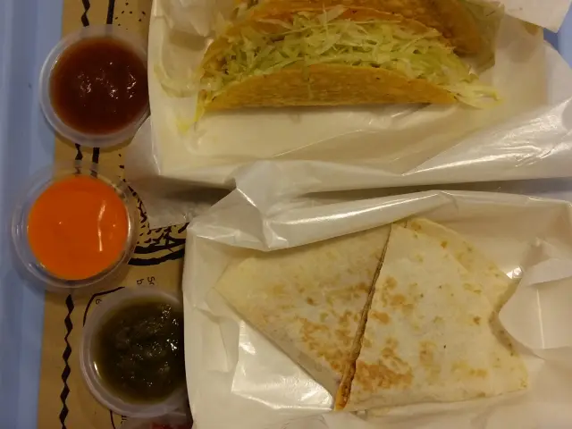 Gambar Makanan Taco Cantina 16