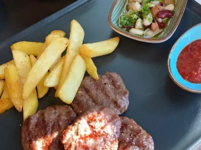 Günaydın Steak House İzmir İstinye'nin yemek ve ambiyans fotoğrafları 1