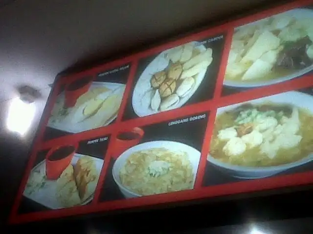 Gambar Makanan Pempek Corner 2