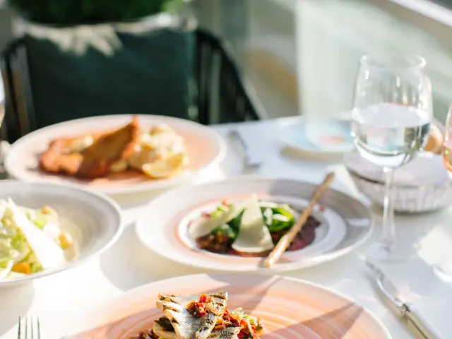 Atrox Restaurant - Crowne Plaza Istanbul Florya'nin yemek ve ambiyans fotoğrafları 22