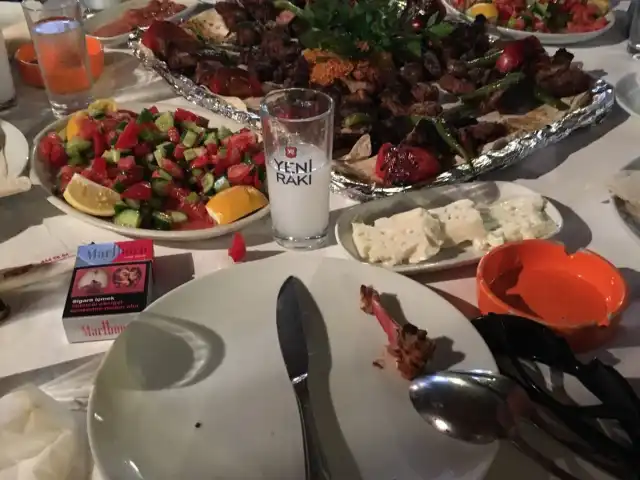 Kayışdağı Et Evi Erzurum Cag Kebabı Restaurant'nin yemek ve ambiyans fotoğrafları 14