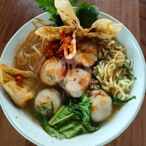 Gambar Makanan Bakso Iga, Canggu 11