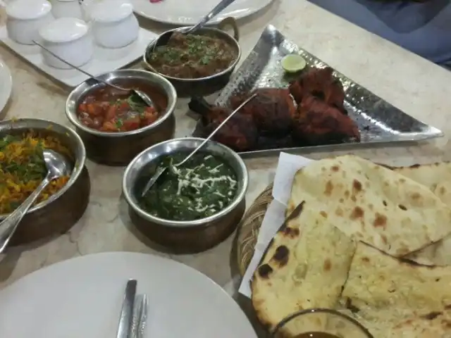 Gambar Makanan Taal Restaurant India 4
