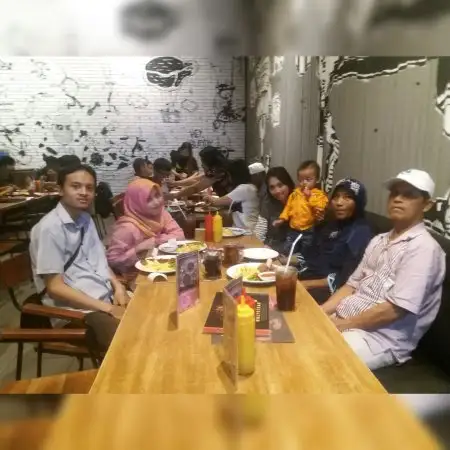 Gambar Makanan Steak Hotel by Holycow! #TKP Surabaya2 17