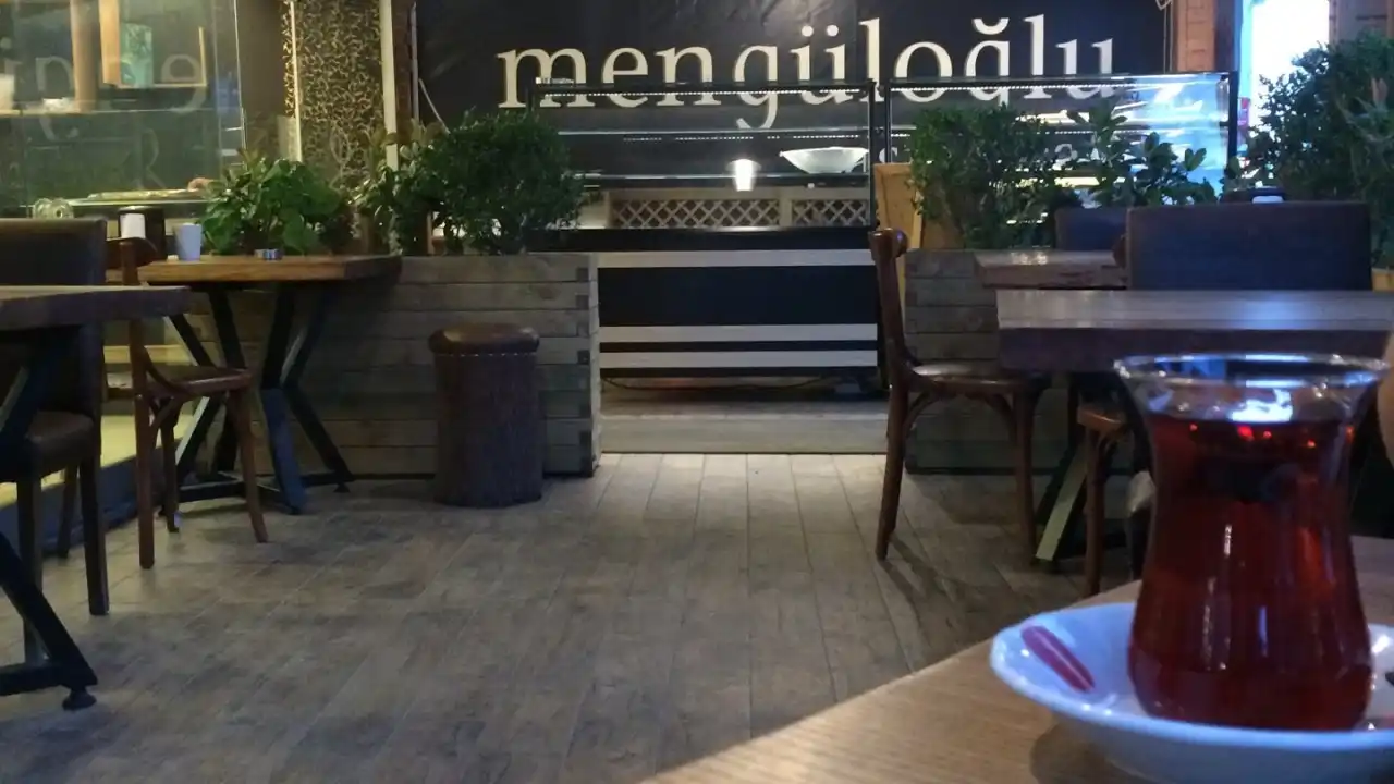 Mengüloğlu Pasta & Café