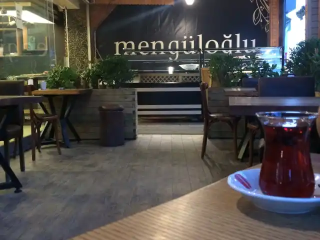Mengüloğlu Pasta & Café'nin yemek ve ambiyans fotoğrafları 1