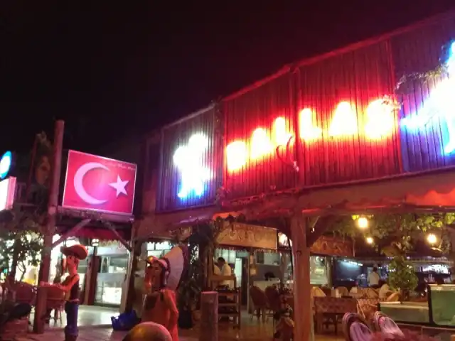 Dallas Restaurant'nin yemek ve ambiyans fotoğrafları 2