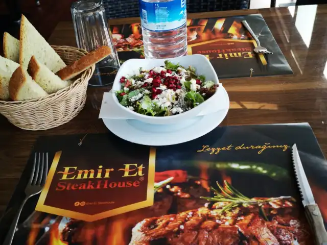 Emir-Et'nin yemek ve ambiyans fotoğrafları 2