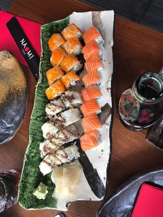 Naomi Sushi Bar'nin yemek ve ambiyans fotoğrafları 9