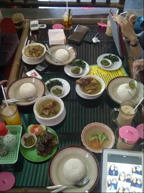 Gambar Makanan warung makan "KARYA RINI" special TENGKLENG IGA SAPI & SOUP IGA BAKAR MADU 2