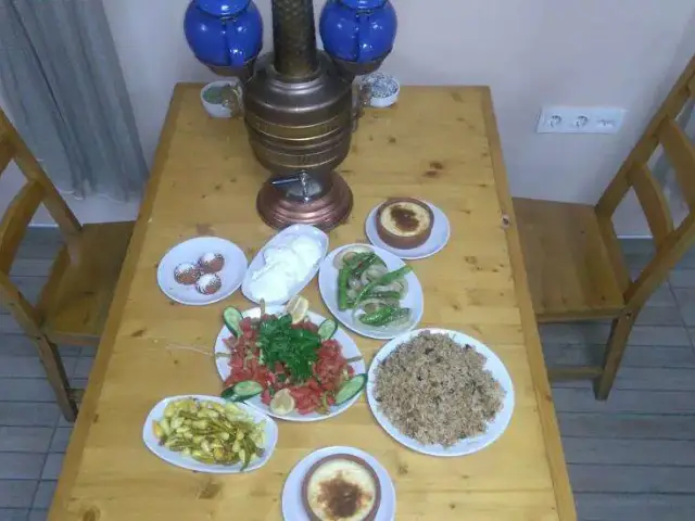 Kuzu Çevirme Sırık Kebabı'nin yemek ve ambiyans fotoğrafları 3