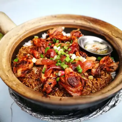 Chung's Kitchen Claypot Rice @ Food Parade