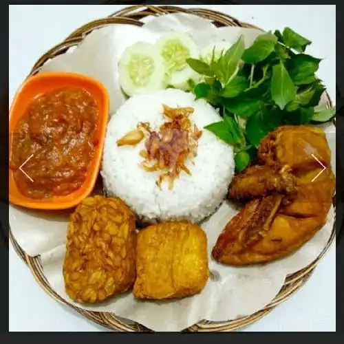 Gambar Makanan Lalapan Ya Barokah, Jl Baliclif 16