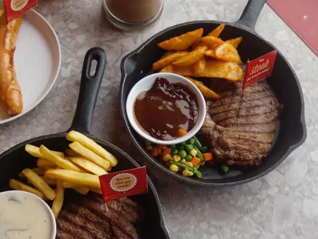 Gambar Makanan SteakHotelbyHolycow! 9