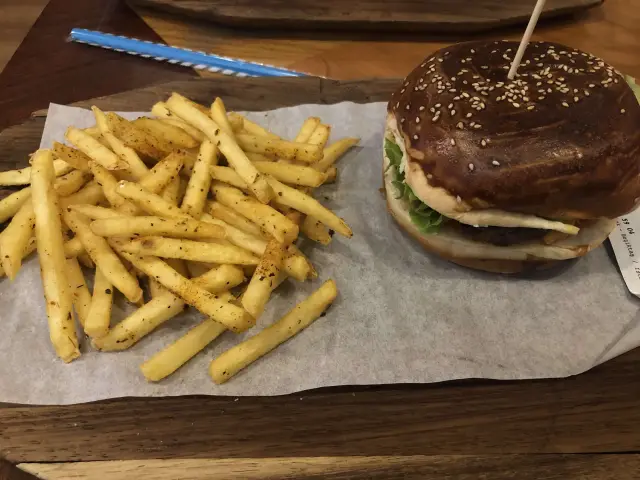 Burger Joint'nin yemek ve ambiyans fotoğrafları 74