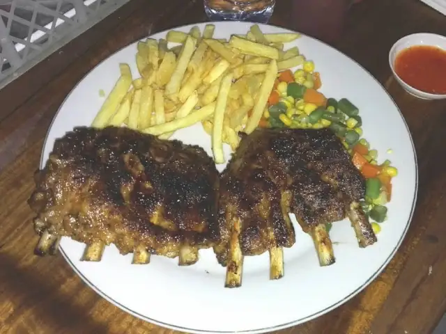 Country Ribs BBQ Resto & Cafe