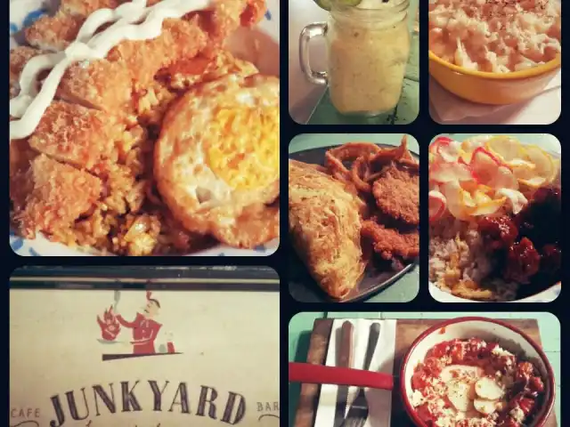 Gambar Makanan JUNKYARD Cafe & Bar 4