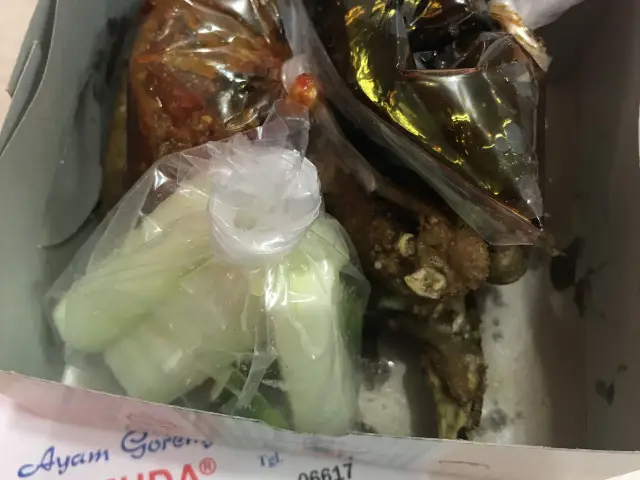 Gambar Makanan AyamGorengPemuda 8