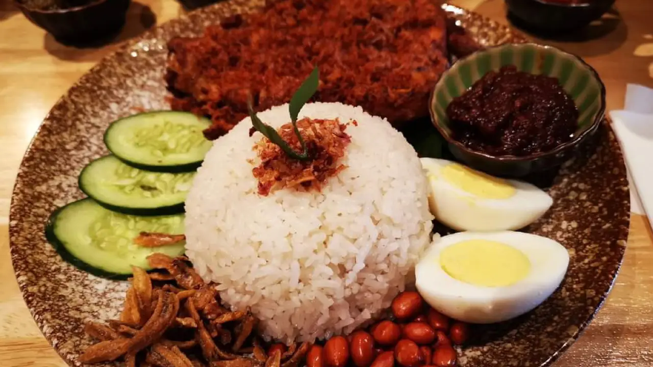 NASI LEMAK SELERA KAMPUNG TOP