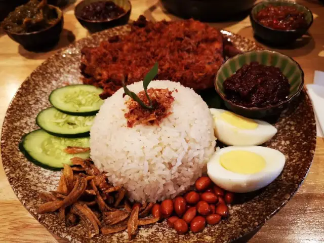 NASI LEMAK SELERA KAMPUNG TOP