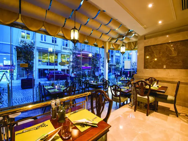 The Brasserie - Elite World İstanbul Hotel'nin yemek ve ambiyans fotoğrafları 2