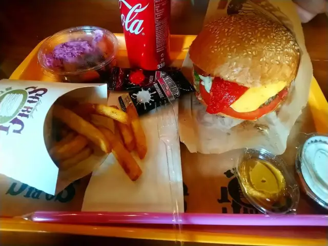 So Big Burger'nin yemek ve ambiyans fotoğrafları 16