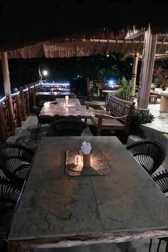 Gambar Makanan Cumibar Restaurant & Lounge Bar 7