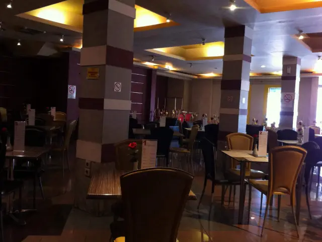 Gambar Makanan Peninsula Restaurant - Hotel Peninsula 5