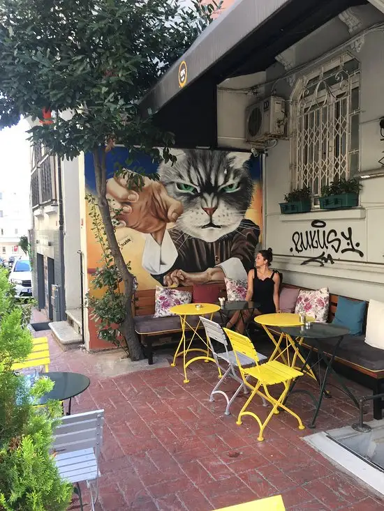Ops Cafe Karakoy'nin yemek ve ambiyans fotoğrafları 8