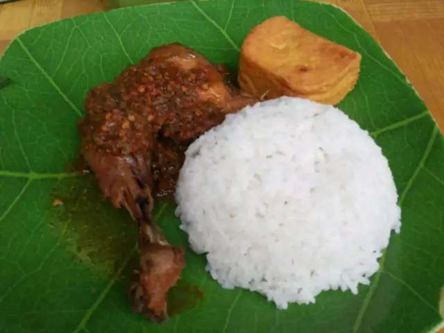 Gambar Makanan Bebek Setan 9