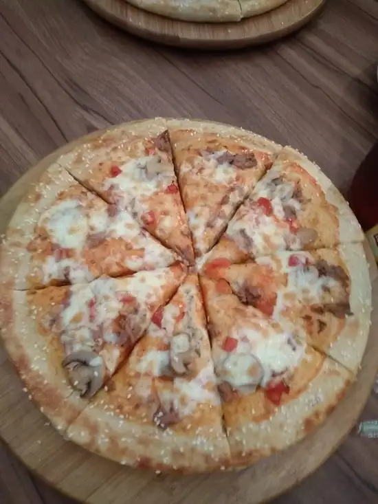 Gambar Makanan Papa Ron's Pizza - Marvell City 6