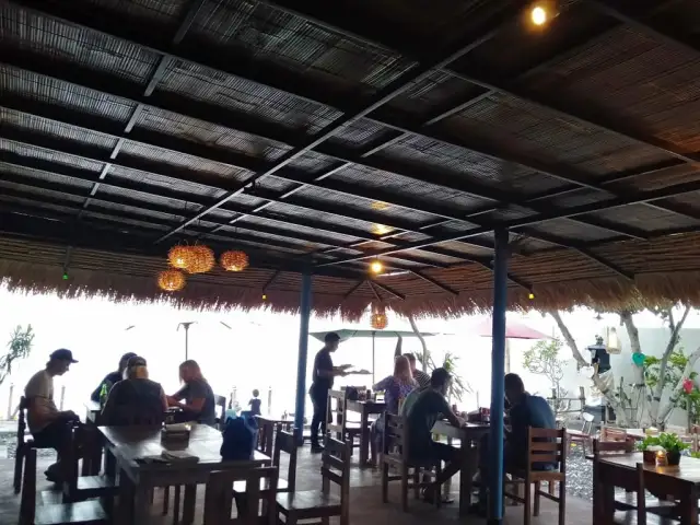 Gambar Makanan Taco & Grill Beach Bar and Restaurant 2